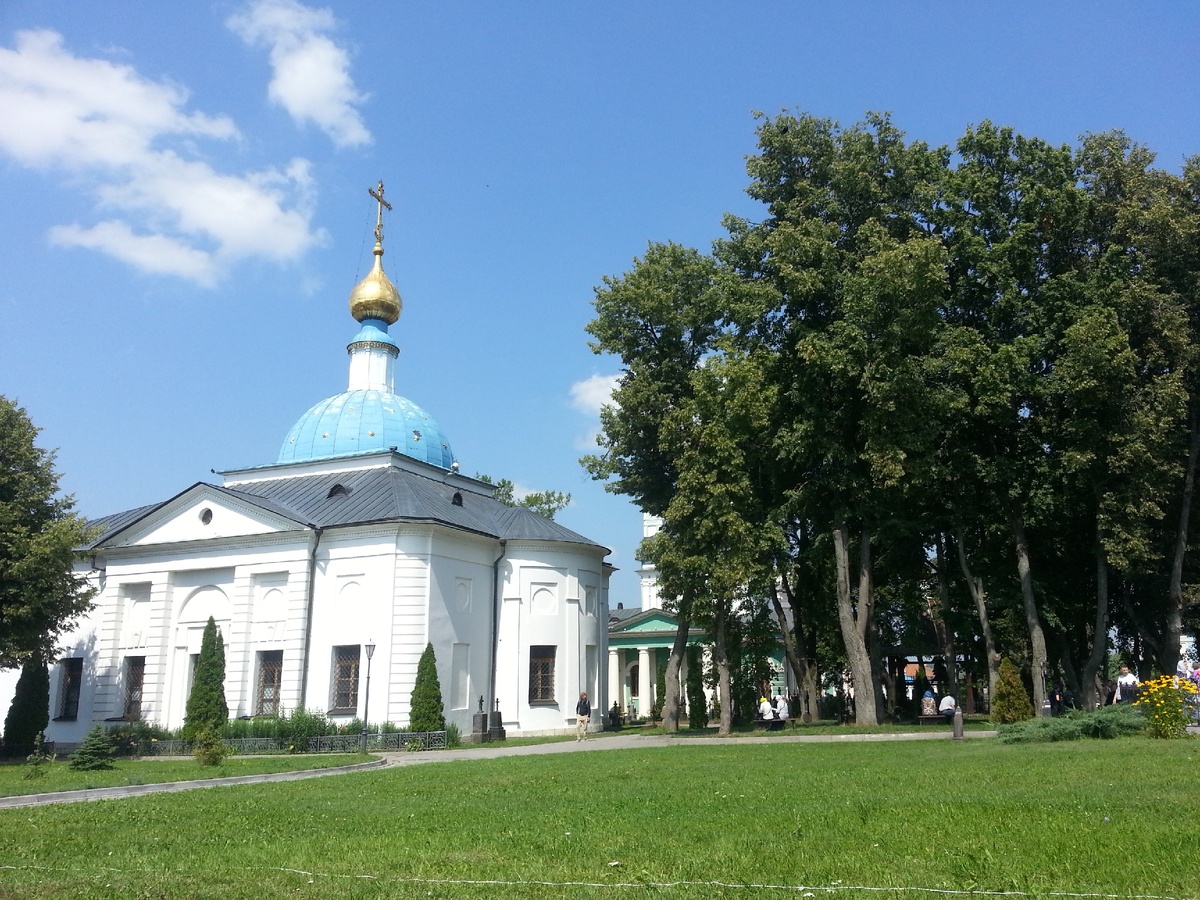 Храм в честь Владимирской иконы Божией Матери