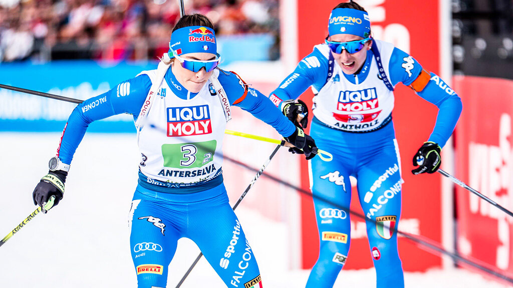 Доротея Вирер и Лиза Витоцци. Фото: biathlonworld.com 
