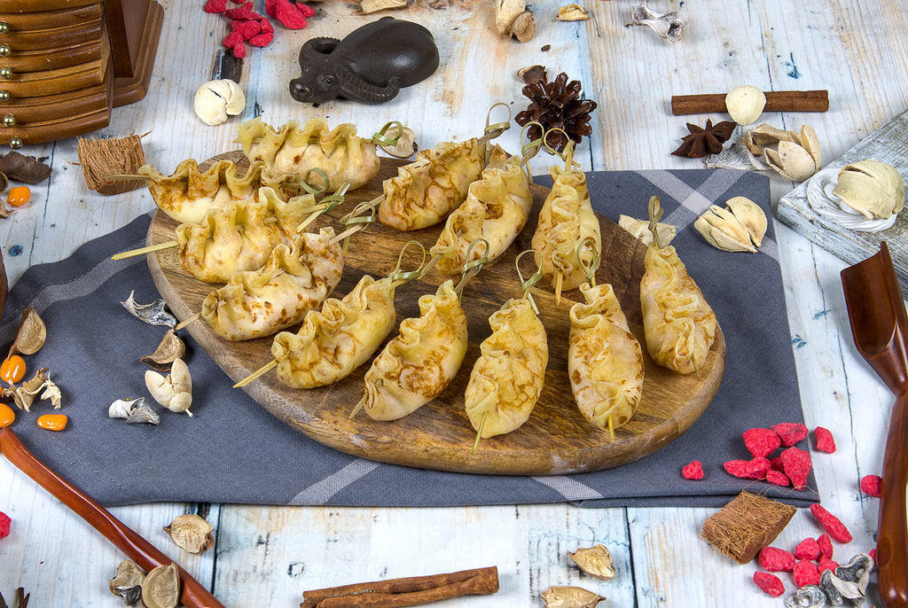 Блинные мешочки с овощной или мясной начинкой от партнера Ананас