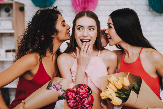 Подарки сотрудницам в офисе на Международный женский день 