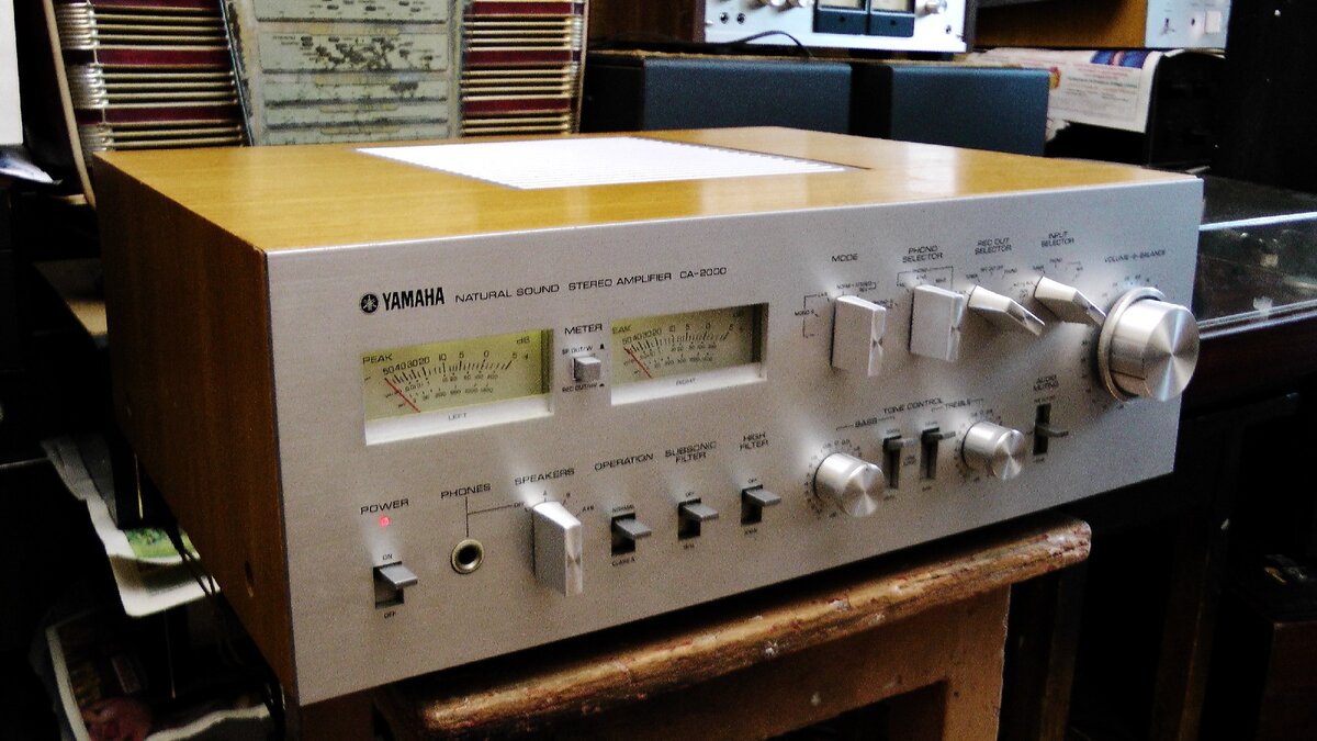 Yamaha CA-2000