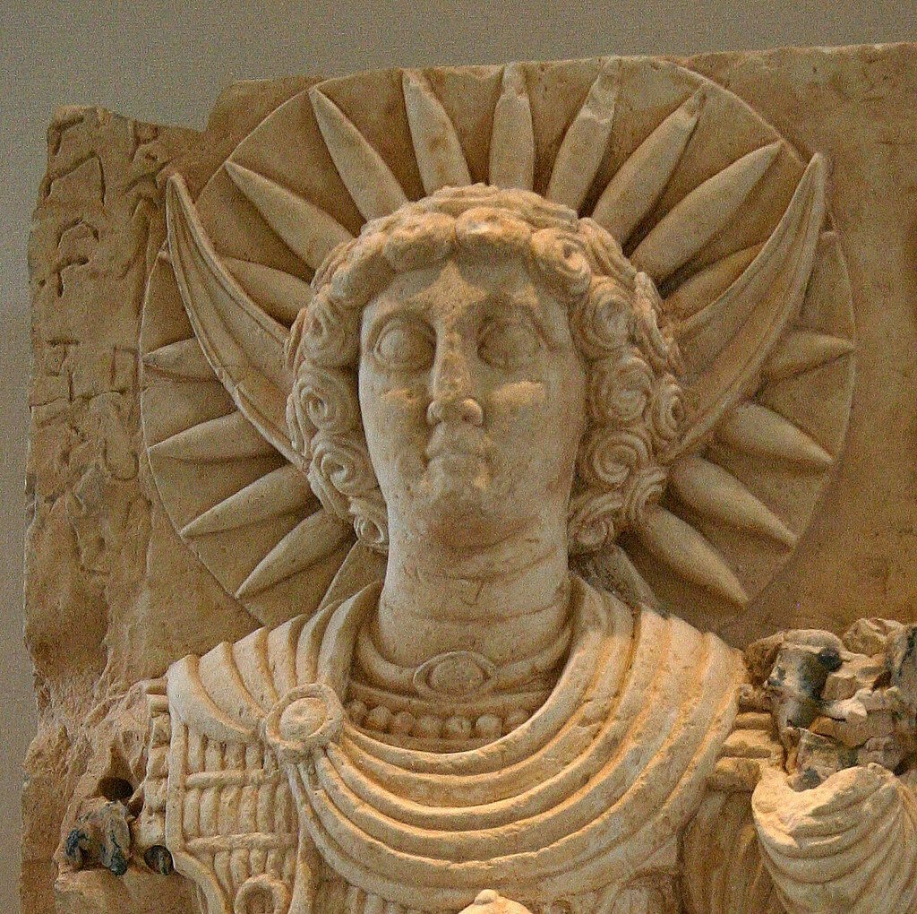 Митра в военной форме. Античный барельеф.