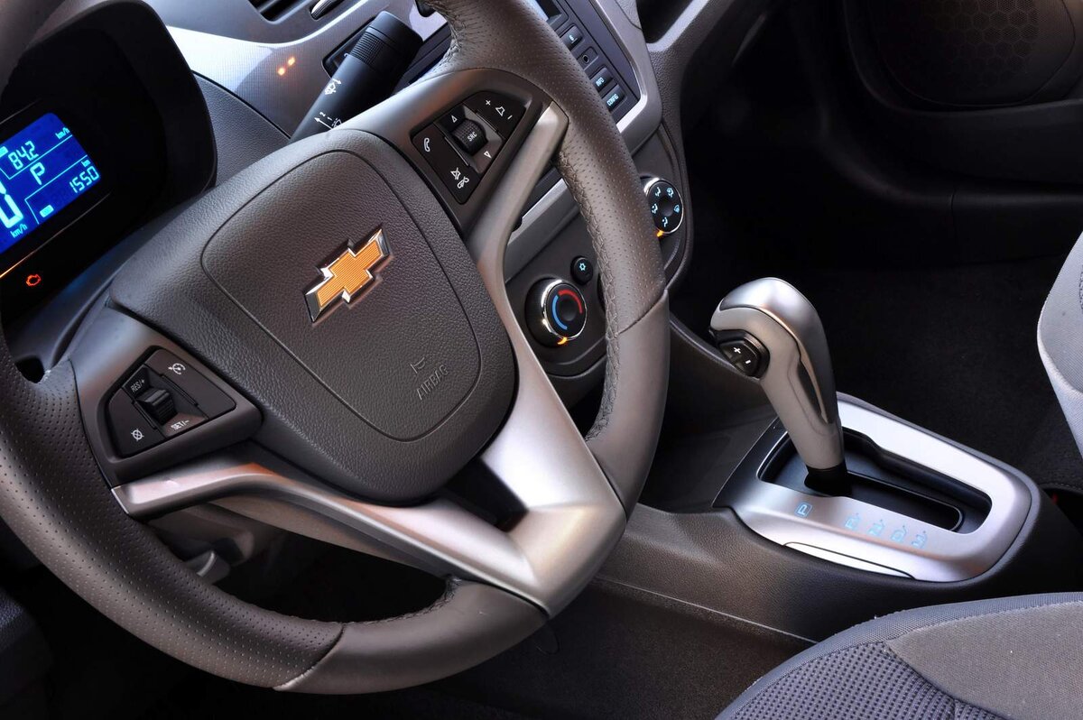 Chevrolet Cobalt Salon