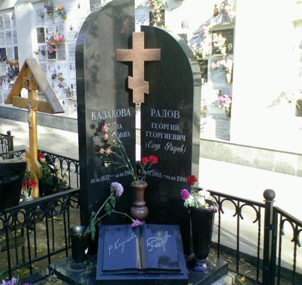 Ваганьковское кладбище. Рюрик Ивнев, Вениамин Каверин и другие писатели, похороненные на старинном московском погосте