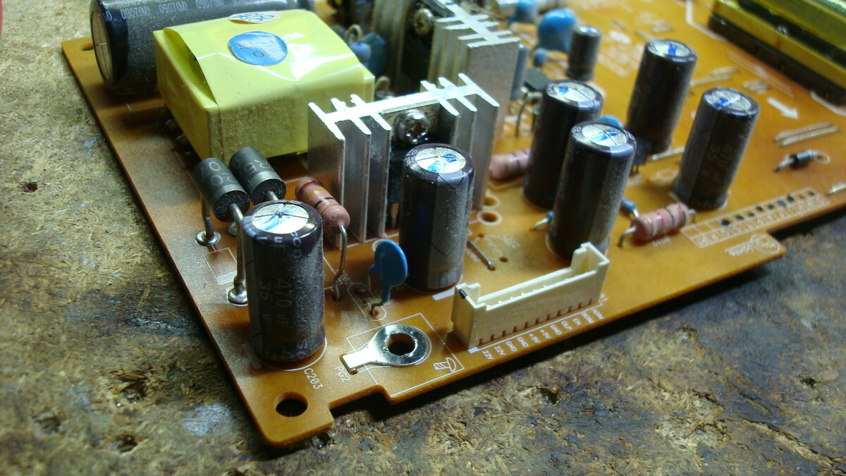 \"Как сдать ноутбук в сервис, чтобы избежать проблем\" - правила сдачи ...