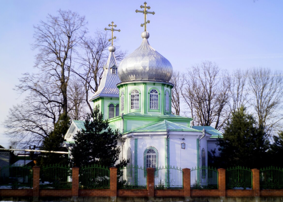 Погода в краснодарском крае станица новопетровская. Храм Святой Троицы в Краснодарском крае.