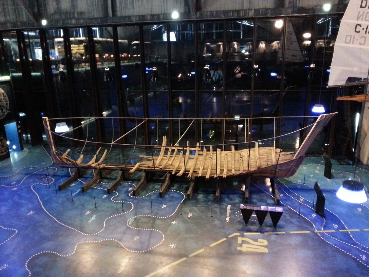 Фото: Морской Музей в Лётной Гавани, Таллин,  источник - автор Гурман Гид 