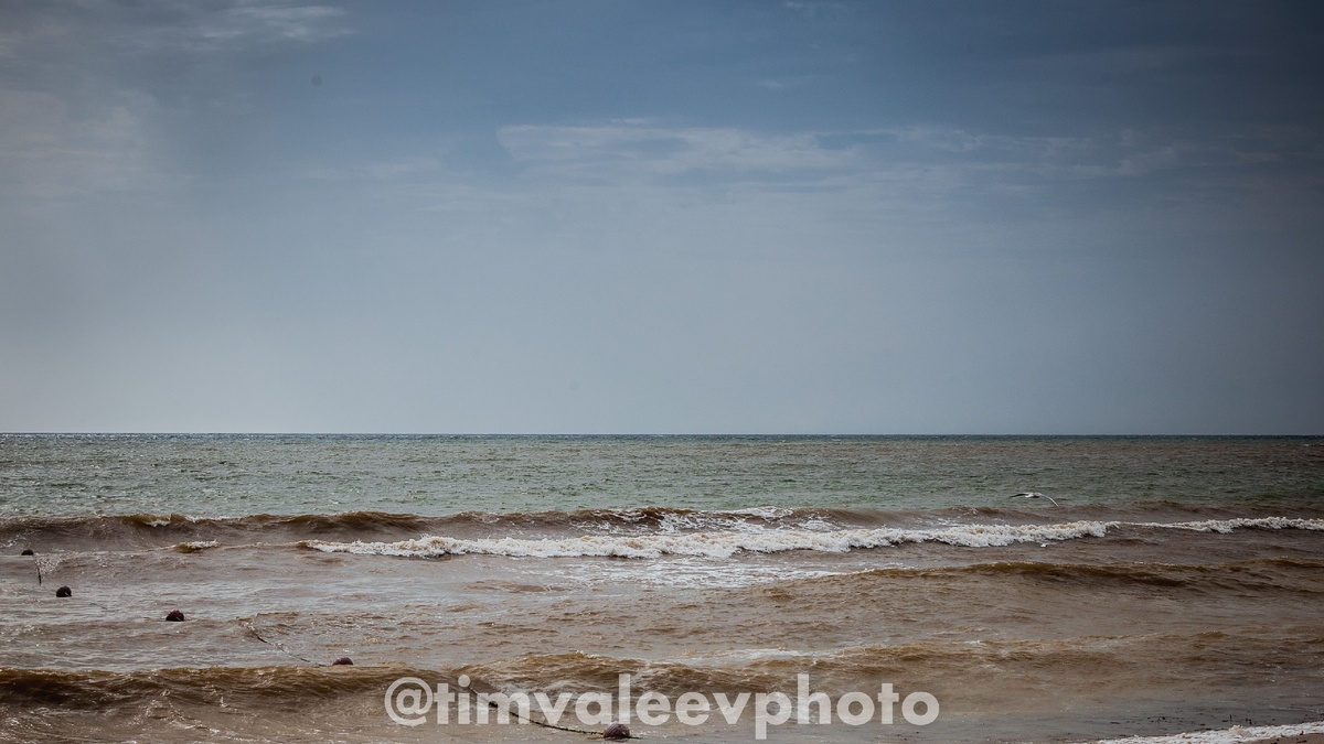 На пляже Евпатории