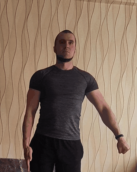 Из-за проблем с камерой пока не получается делать хорошие GIF. Так что горизонт, как и качество, немного завалены))