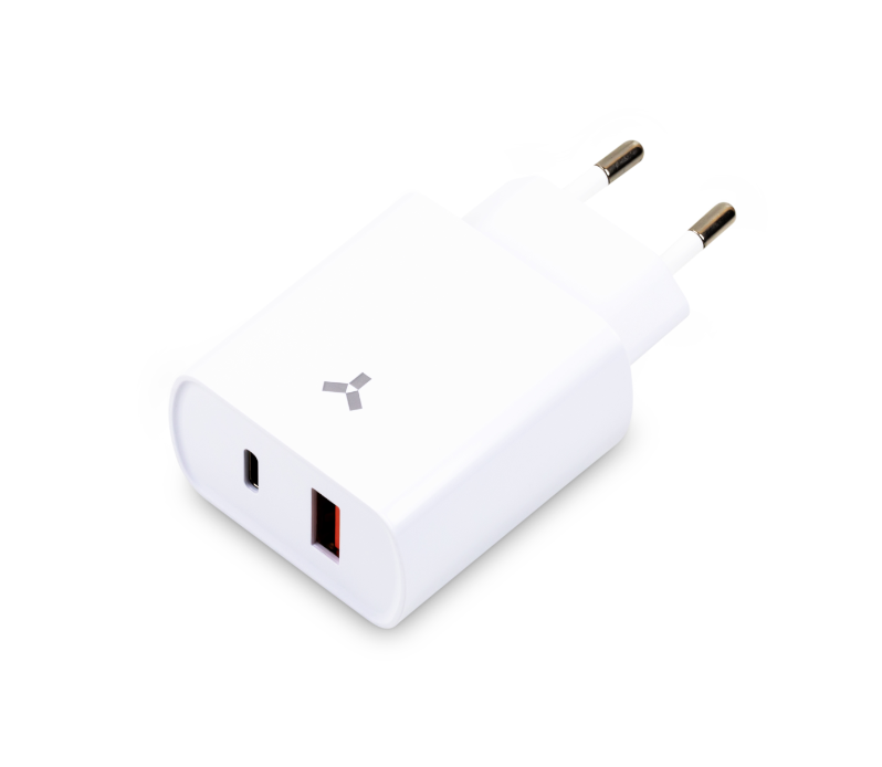 Универсальный адаптер Crystal 20WUT