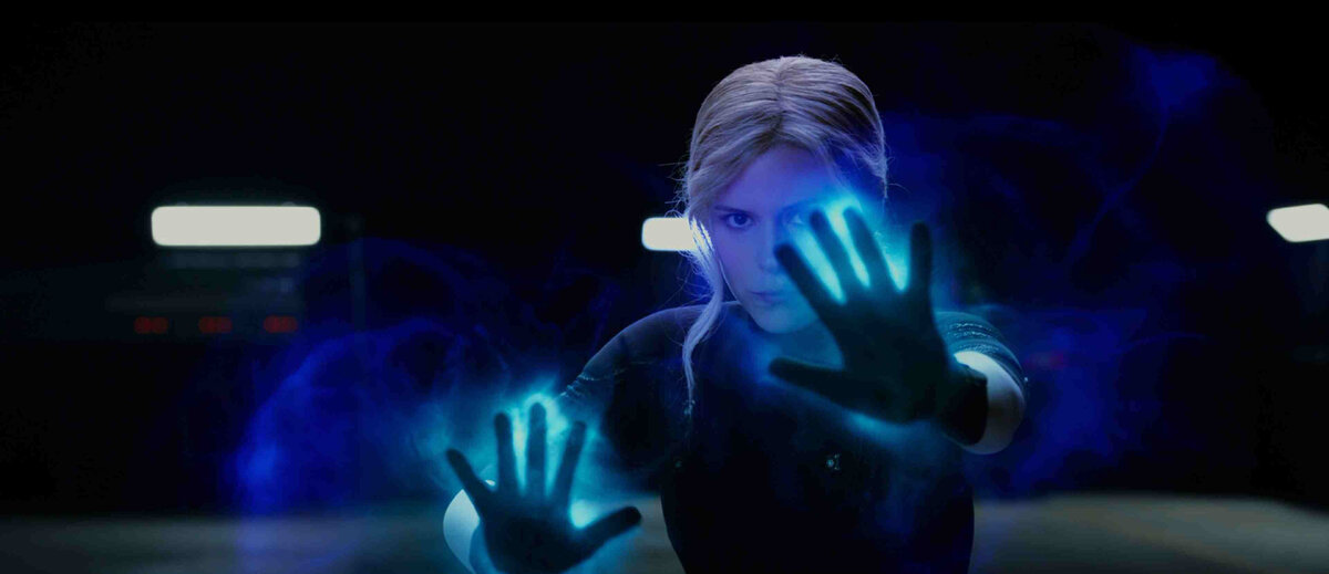 Фантастическая четверка 2015. Режиссер: Джош Транк. Кинокомпания 20th Century Fox, Marvel Entertainment, Marv Films