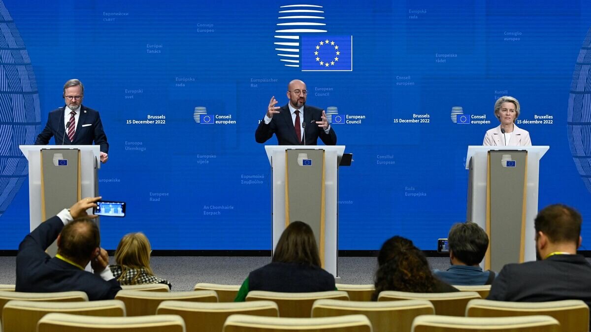    Пресс-конференция после саммита Совета ЕС в Брюсселе© AFP 2022 / John Thys