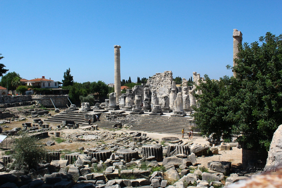 Развалины Галикарнаса. Фото взято с открытого источника Яндекс.Картинки