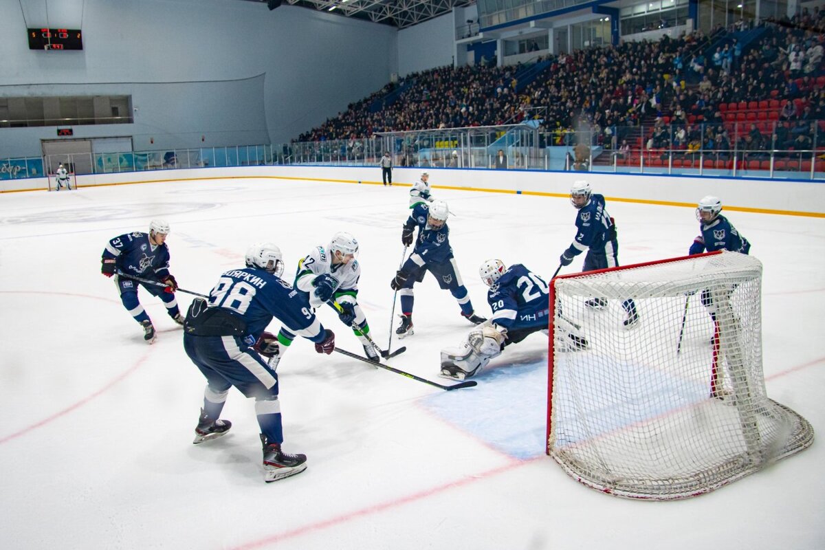 Югра 2013. Югра лоппет 2022. Вымпел хк югра. Мамонты югры. Клюшка хоккейная.