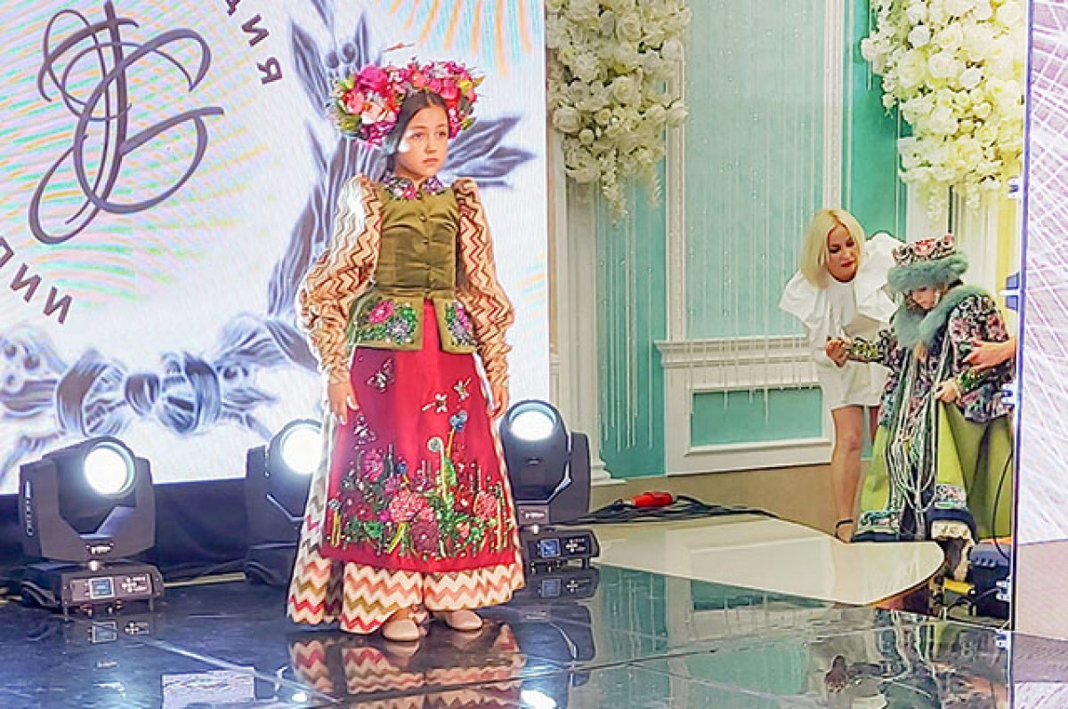    Из-за парты в модельмэны и Королевы красоты. Секреты успеха детей-моделей