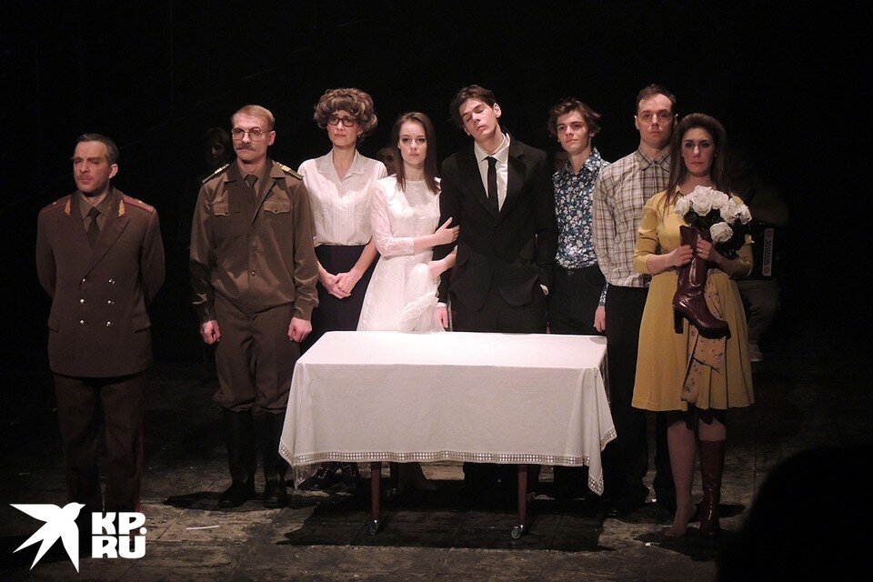     На Новой сцене театра им.Вахтангова вышел спектакль «Генерал и его семья» Анастасия ПЛЕШАКОВА