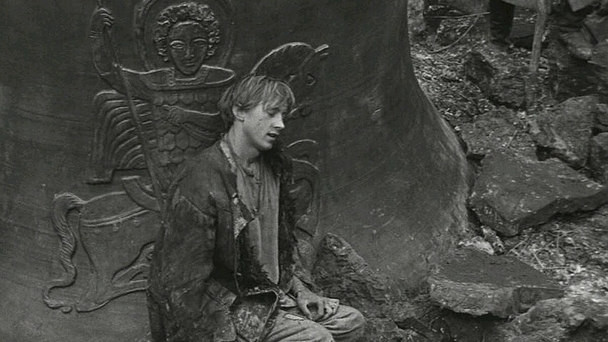Кадр из фильма "Андрей Рублев" (1966)