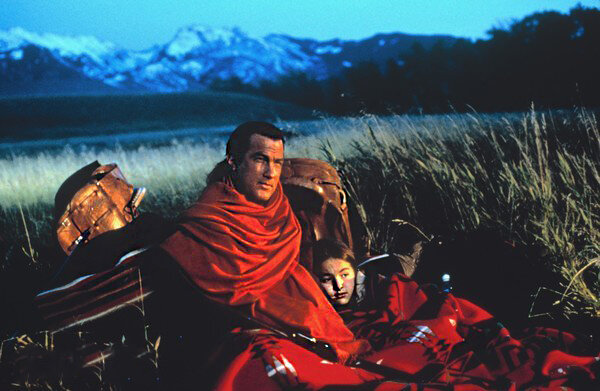 Остаётся медленно наблюдать как карьера утекает в даль.