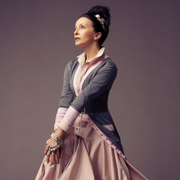 «Её грация восхищает!» - какая в обычной жизни Алла Сигалова