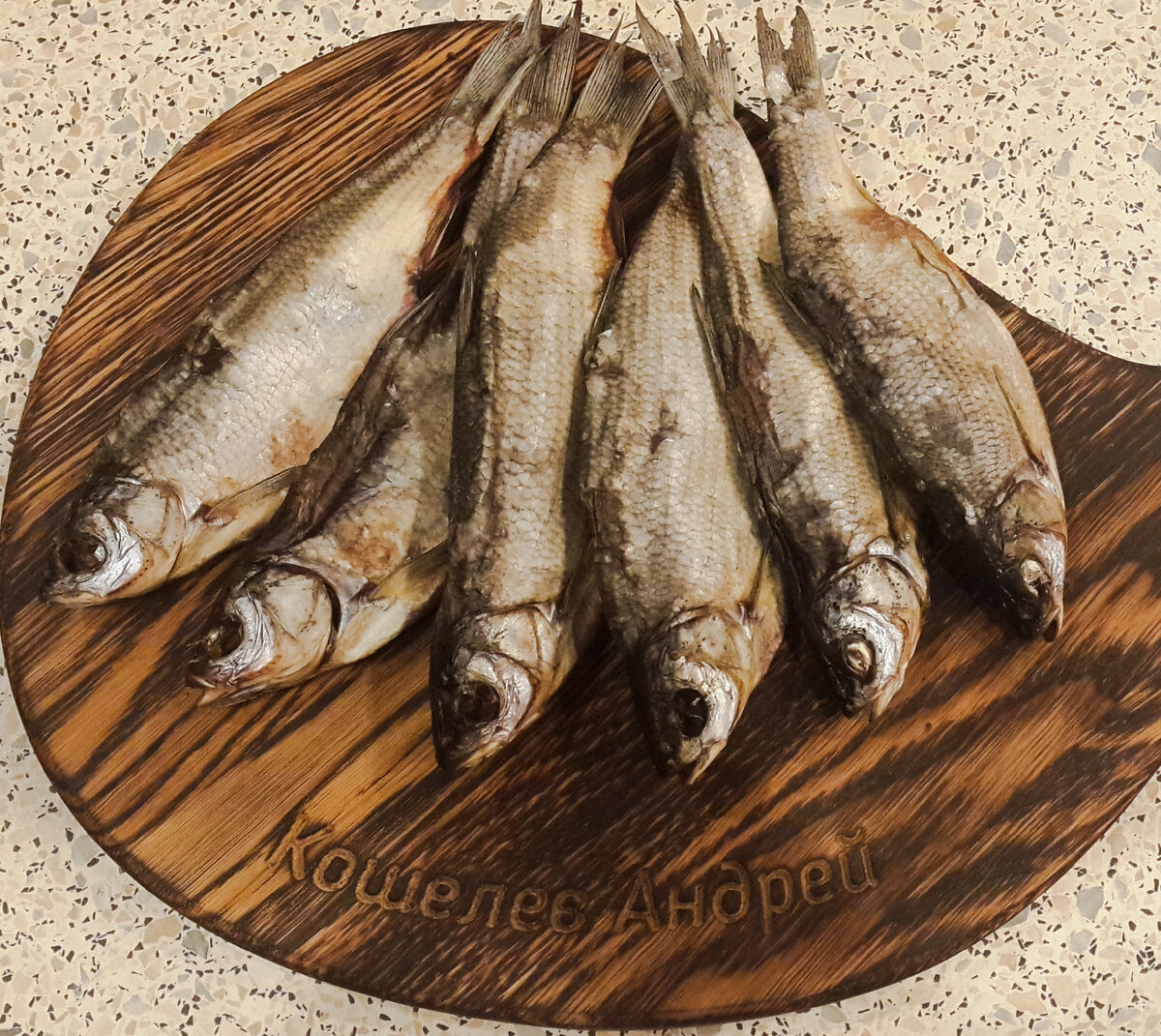 Вкусная сушеная и вяленая рыба - рецепт как вялить рыбу и хранить в домашних условиях.