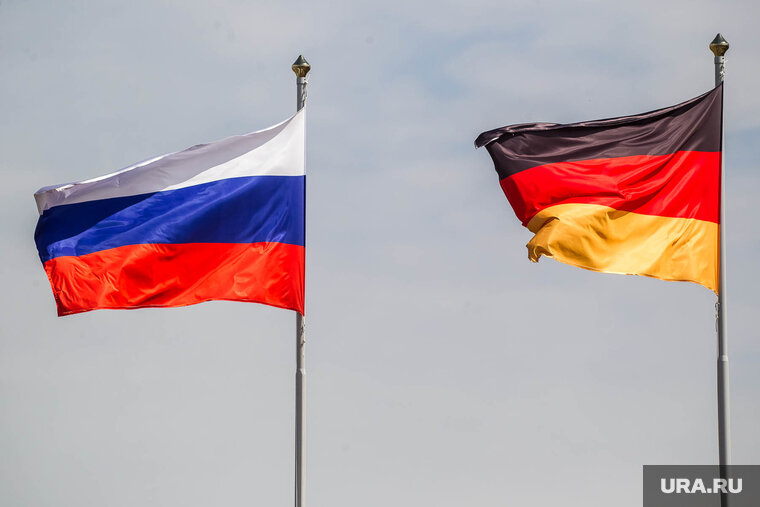    Россия и Германия поссорятся из-за США, считает американский журналист Аарон Матэ