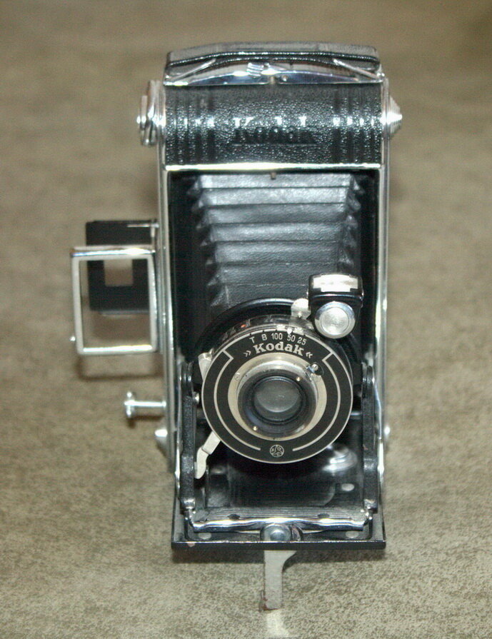 Kodak Junior 620. К сожалению утеряно кольцо с названием объектива Kodak anastigmat 6,3/10,5 (7,7/10,5)