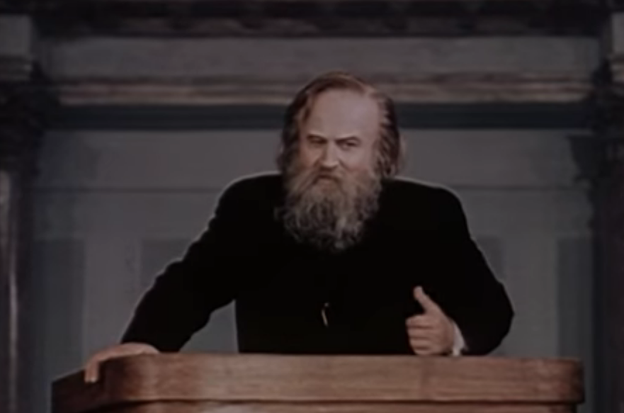 Менделеев (Илья Судаков), кадр из фильма "Жуковский"