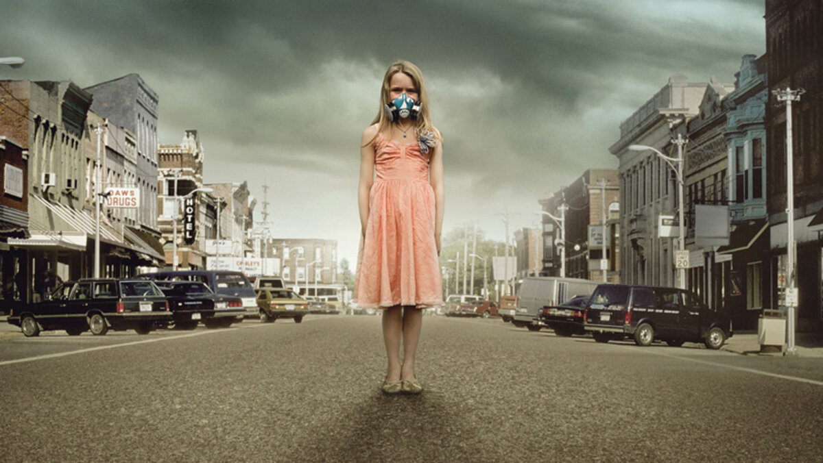 Кадр из фильма "Безумцы" 2010 г.
Источник фото сайт https://okko.tv