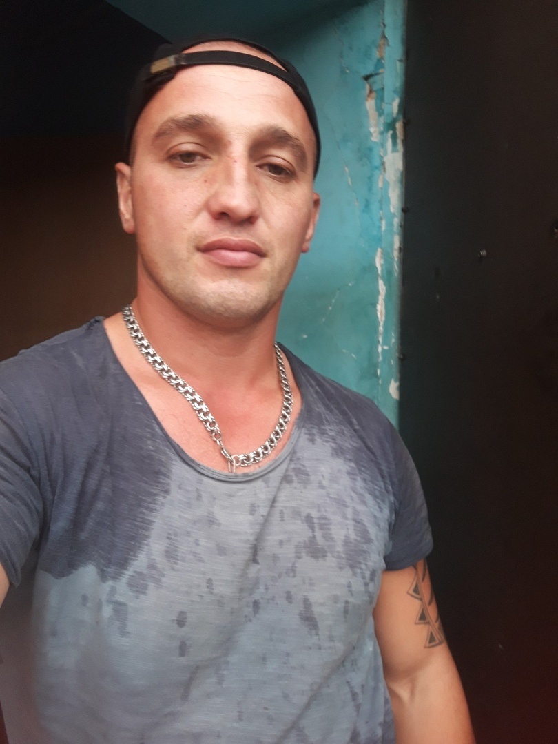 32-летний Ушанг Асабашвили.

