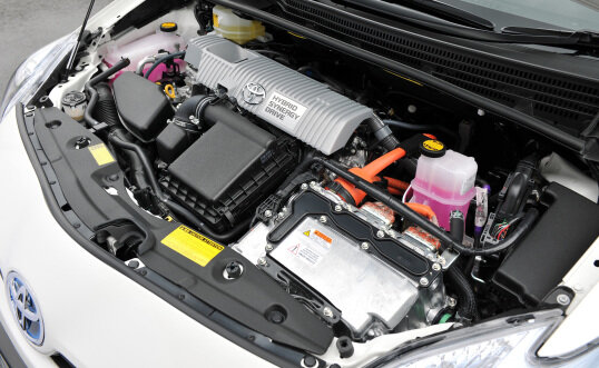 Под капотом Prius 