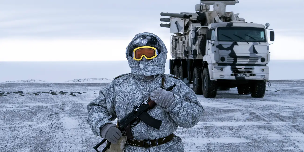  A Russian solder guards a Pansyr-S1 air-defense system on Kotelny Island
