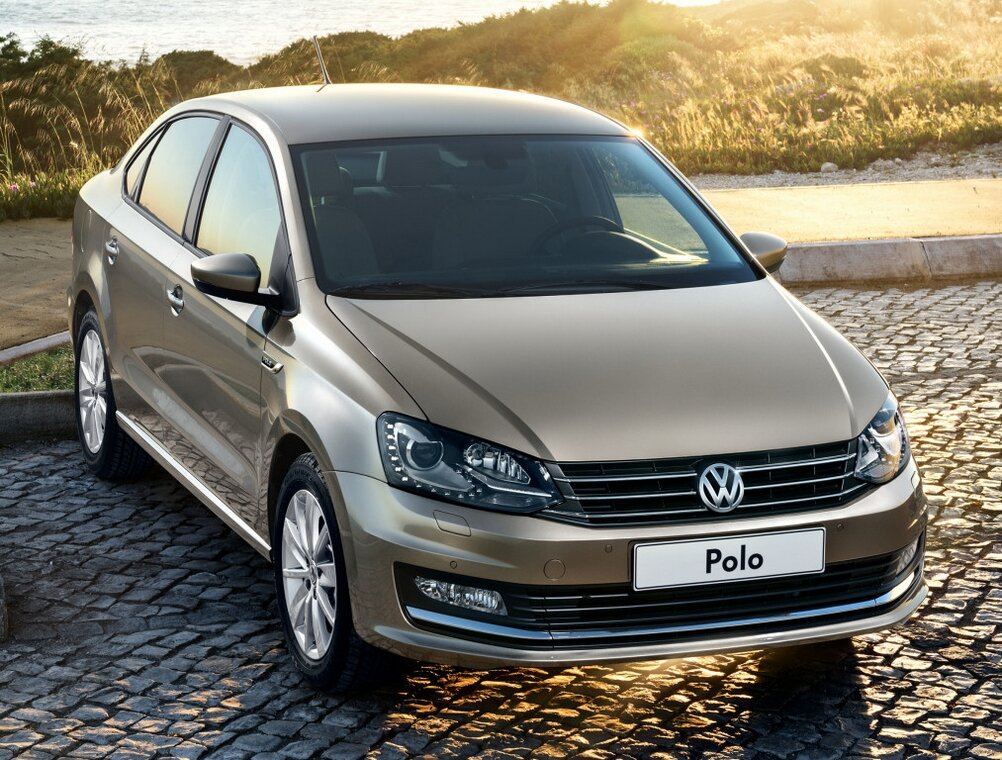 Всем известный VW Polo Sedan с рекламного плаката.
