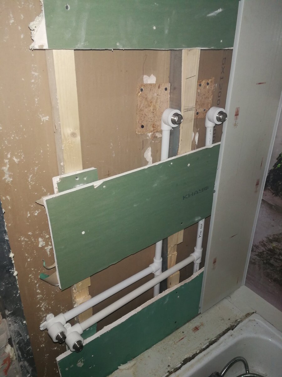 Распаяны выводы