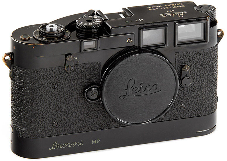 Leica MP Black NO.2 1956 года выпуска, проданная за € 1,02 млн. 