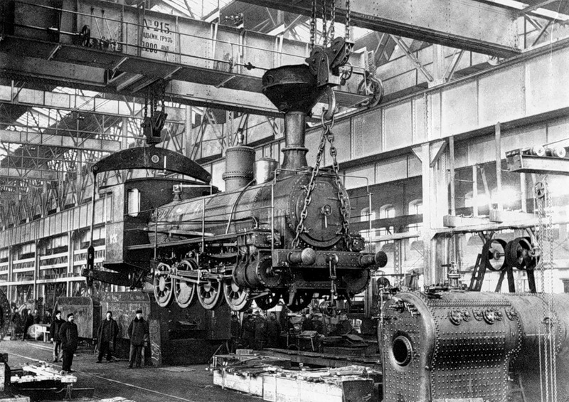 Россия 1913 год - паровоз Взято у privat 45 Источник: kryaker.dwg.ru