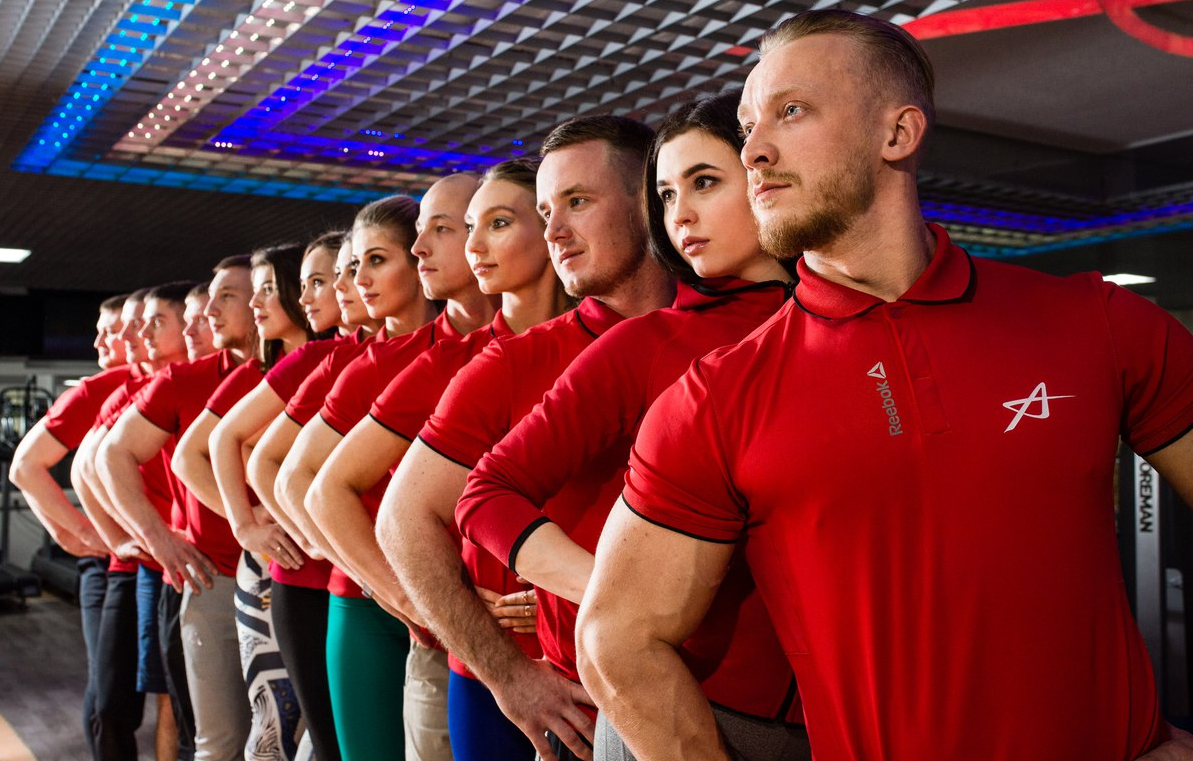 однажды мне пришлось заниматься в одном клубе, где количество инструкторов, было больше чем посетителей