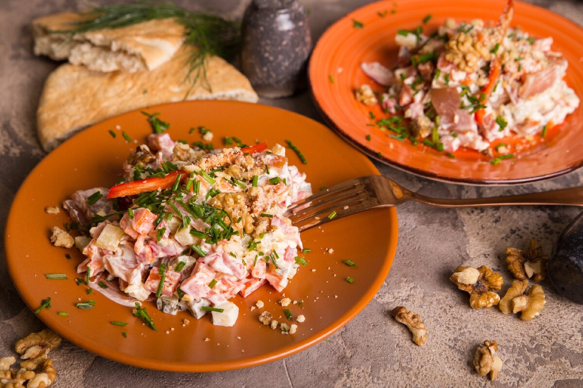 🥗 Оливье – незаменимый салат праздничного стола | Вкусные идеи кулинарных  рецептов | Дзен