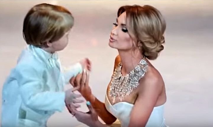 Евгения Феофилактова с сыном Даниэлем