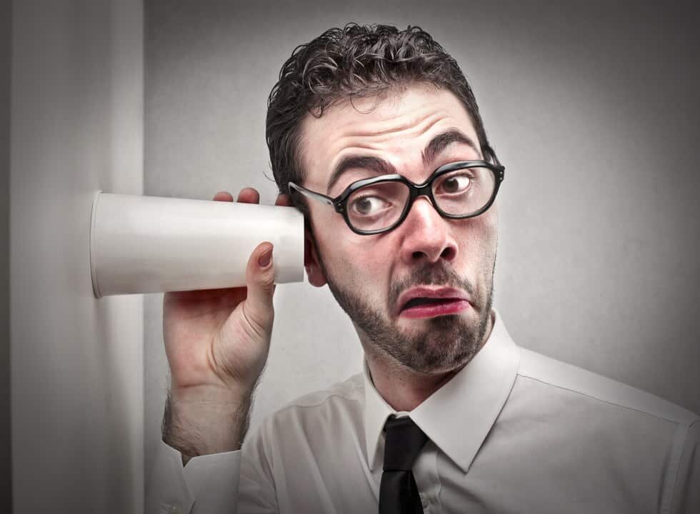 Уши на то и даны, чтобы ими слушать. Картинка с сайта: top10a.ru