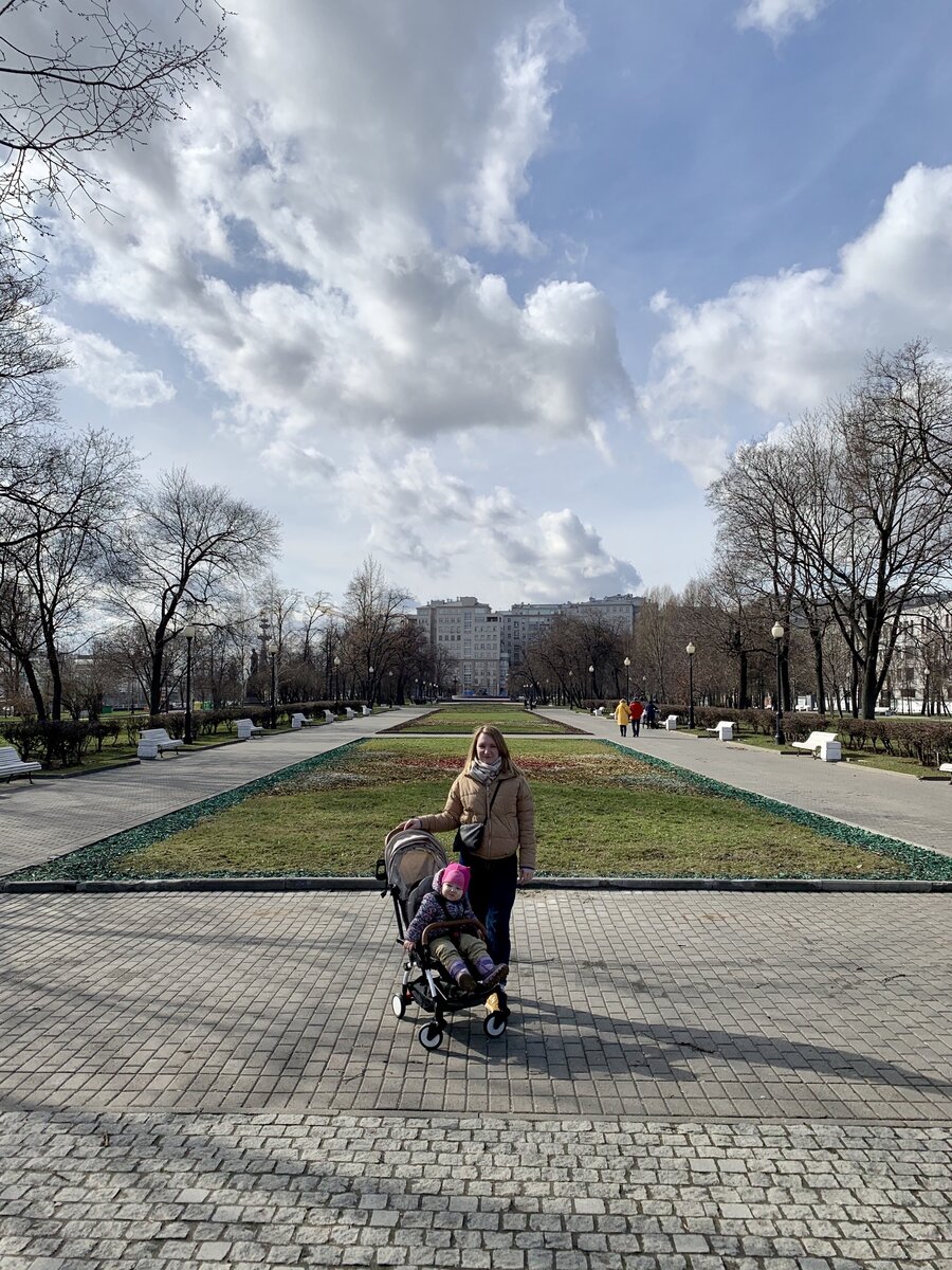 болотная улица москва