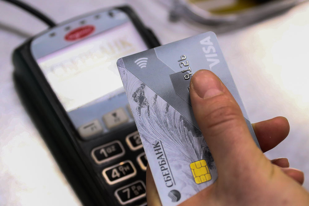 Меры Банка России помогут магазинам расширить доставку на дом продуктов питания и других товаров первой необходимости.