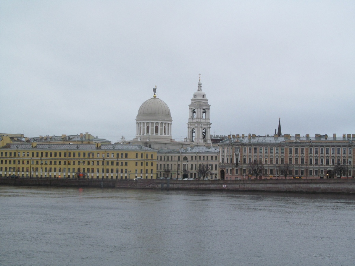 Самым большим плюсом отеля оказалось его месторасположение