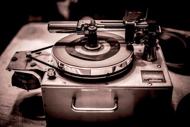 Аппарат для записи звука 