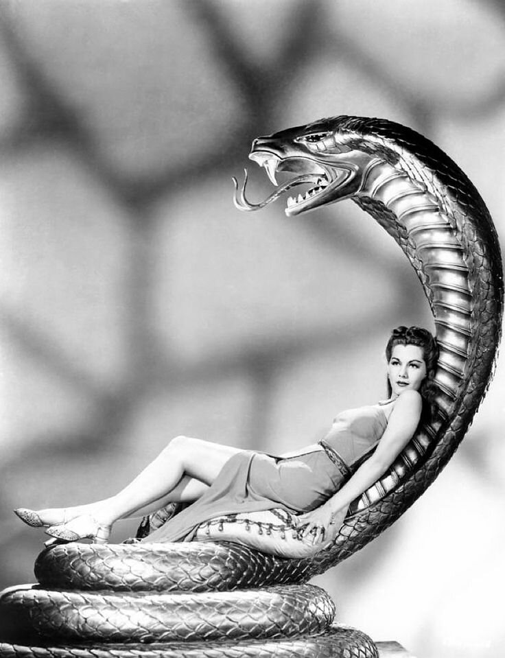 Фото: Maria Montez in Cobra Woman ( 1944), Deco,old Hollywood.
