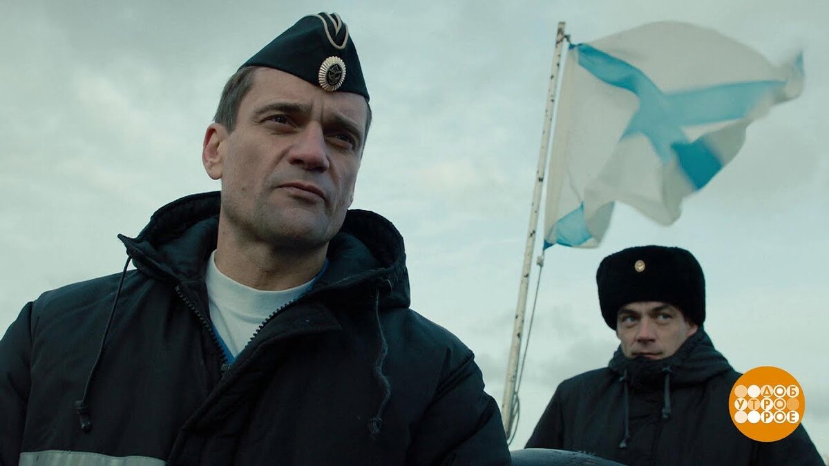 Сергей Чернобаевский. В конце фильма спокойно спал в машине, пока его отец находится с убийцей.