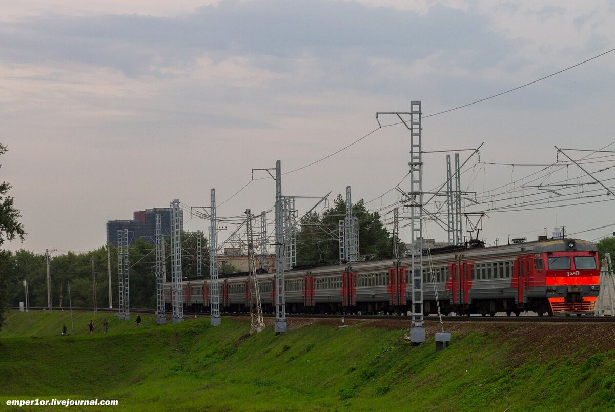 Электропоезд ЭД2Т-0013, перегон Бескудниково - Москва-Бутырская