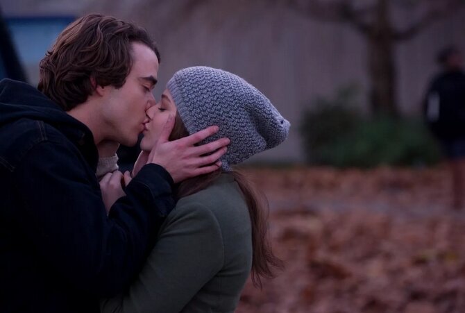 Кадр из фильма «Если я останусь» - If I Stay 2014