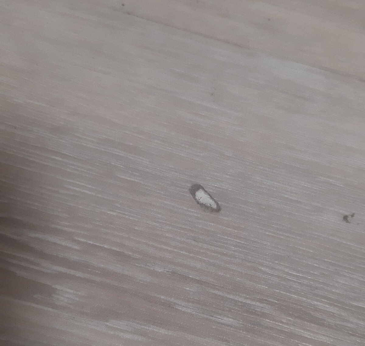 вот такие последствия от упавшей сковородки )