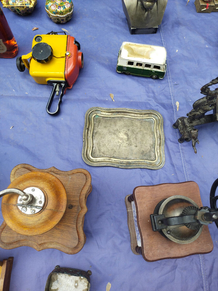 Воскресная прогулка в Измайлово. Блошиный рынок (Вернисаж) 17 октября 2021 г. Все фото автора.