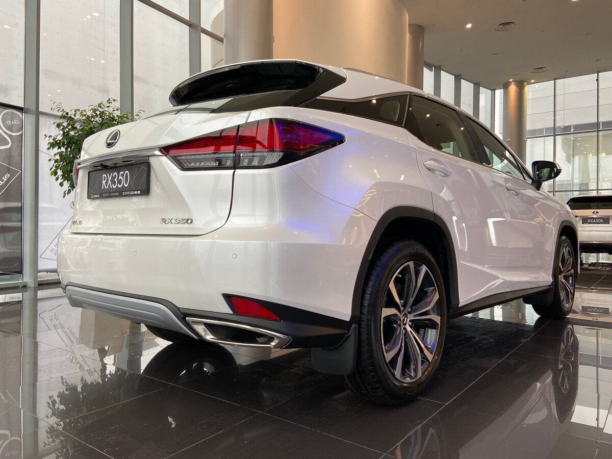 Lexus RX. Источник иллюстрации - auto.ru